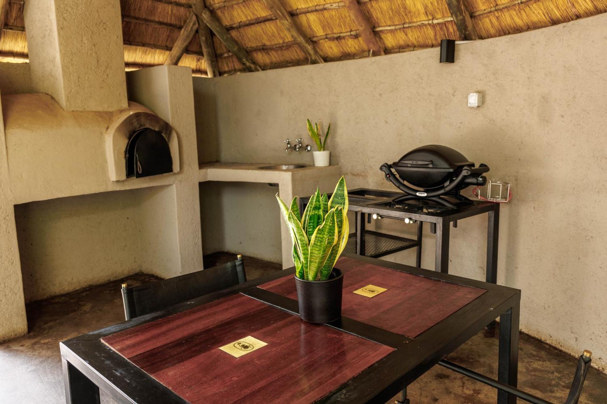 Chobe House Villa And Chalets Kasane Eksteriør bilde
